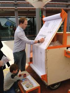 931163_549620428428260_2005730401_n