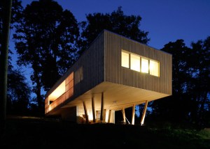 House-Under-the-Oaks-by-Juri-Troy-Architects_dezeen_ss_9